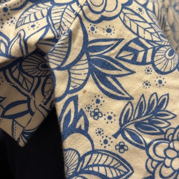 *FINAL PRICE* Lilly Pulitzer Palm Beach Fit Blue and White Floral Shorts - Picture 9 of 9